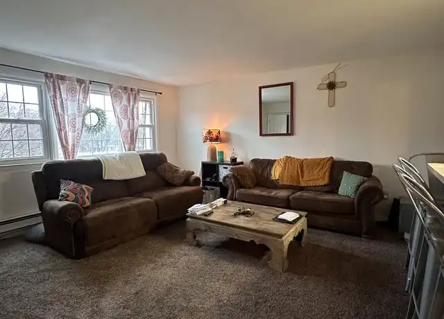 Property at 407 Beech Rd Apt B, Wallingford, PA, 19086, 2 beds, 1 bath, [object Object]