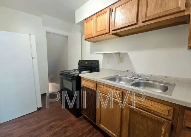Property at 830 S Harris Ave Unit C, Columbus, OH, 43204, 2 beds, 1 bath, [object Object]