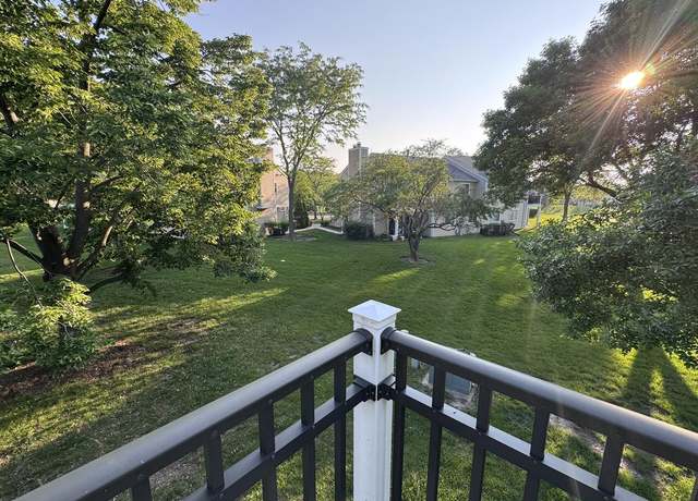 Photo of 2053 Windemere Cir #183, Schaumburg, IL 60194