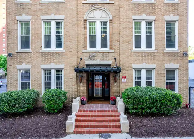 Property at 508 N Tryon St Unit 104, Charlotte, NC, 28202, 1 bed, 1 bath, [object Object]