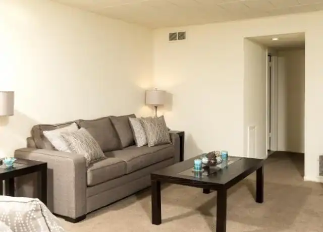 Property at 125 Greenbank Rd, Wilmington, DE, 19808, 2 beds, 1 bath, [object Object]