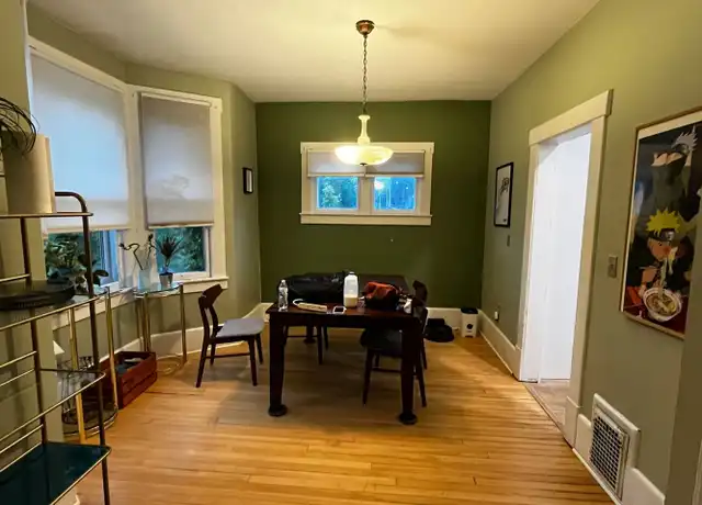 Property at 1001 W Washington St, Ann Arbor, MI, 48103, 3 beds, 1 bath, [object Object]