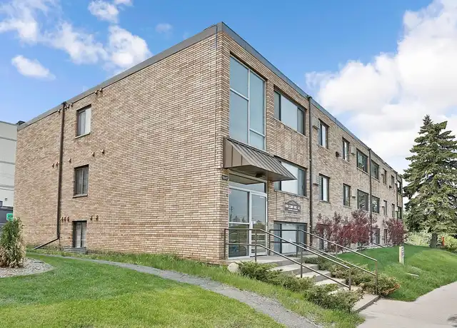 Property at 1100 Como Ave SE, Minneapolis, MN, 55414, 1 bed, 1 bath, [object Object]