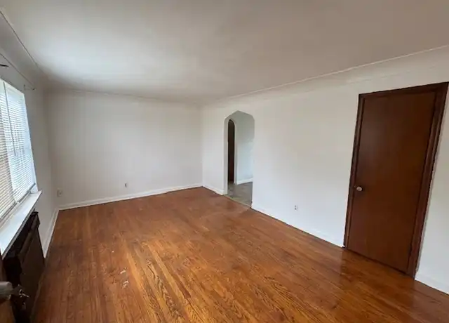 Property at 2101 Harrison Ave, Cincinnati, OH, 45214, 1 bed, 1 bath, [object Object]