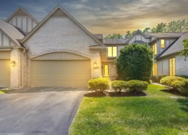 Property at 2734 Winter Garden Ct, Ann Arbor, MI, 48105, 3 beds, 2.5 baths, [object Object]