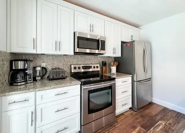 Property at 2821 28th Ct, Jupiter, FL, 33477, 2 beds, 2.5 baths, [object Object]