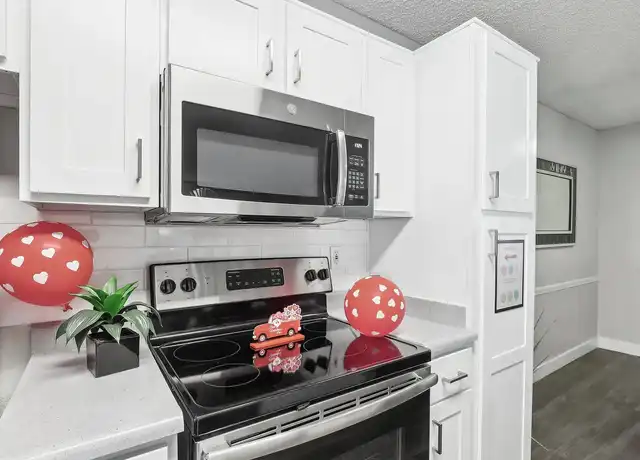 Property at 23Twelve - 2312 N Green Valley Pkwy, Henderson, NV, 89014, 1 bed, 1 bath, [object Object]