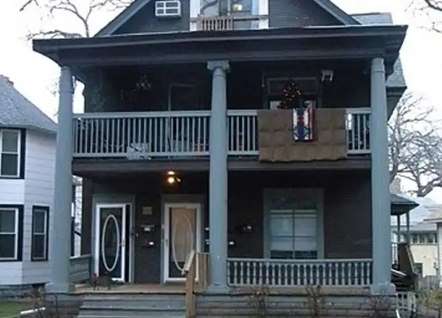Property at 1905 Feronia Ave Unit 4, St Paul, MN, 55104, 4 beds, 2 baths, [object Object]
