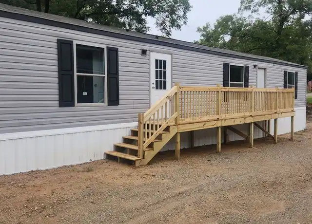 Property at 180 Carter Pl SW Unit 4, Milledgeville, GA, 31061, 2 beds, 2 baths, [object Object]