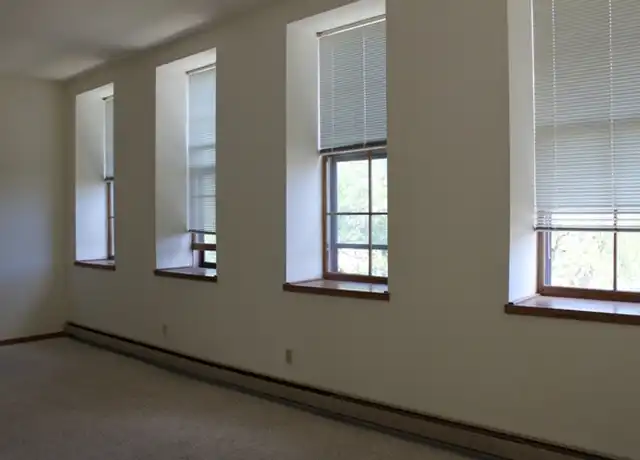 Property at 415 S Water St Unit 202, Watertown, WI, 53094, 2 beds, 1 bath, [object Object]