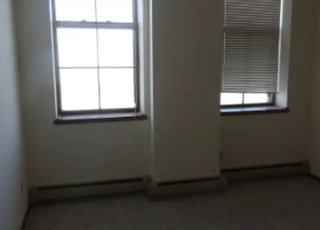 Property at 415 S Water St Unit 202, Watertown, WI, 53094, 2 beds, 1 bath, [object Object]