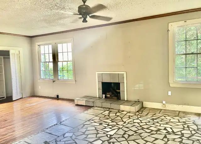Property at 3655 Sherwood St, Baton Rouge, LA, 70805, 3 beds, 1 bath, [object Object]