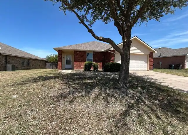 Property at 4888 Parkview Hills Ln, Fort Worth, TX, 76179, 3 beds, 2 baths, [object Object]