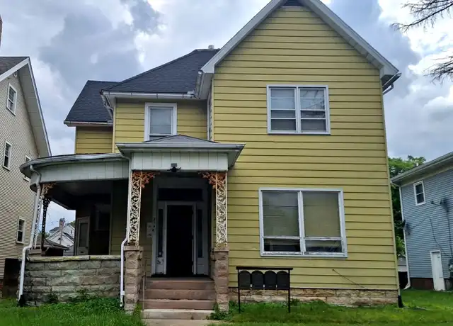 Property at 214 S Bloomington St Unit 3, Streator, IL, 61364, 1 bed, 1 bath, [object Object]