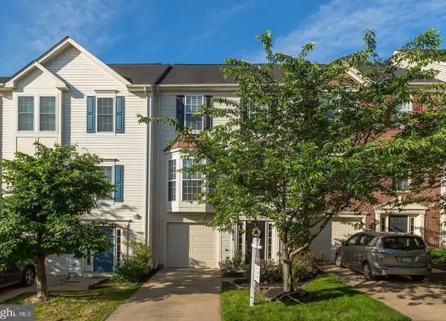 Property at 10106 Sir Reynard Ln, Bristow, VA, 20136, 3 beds, 2.5 baths, [object Object]