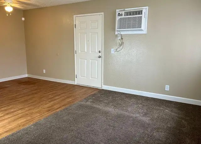 Photo of 8180 Center Pkwy, Sacramento, CA 95823