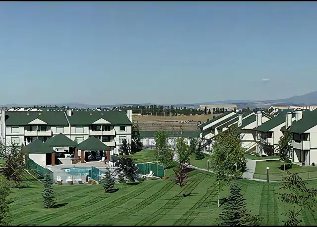 Property at 1011 E Sharpsburg Ave Unit 464, Spokane, WA, 99208, 1 bed, 1 bath, [object Object]