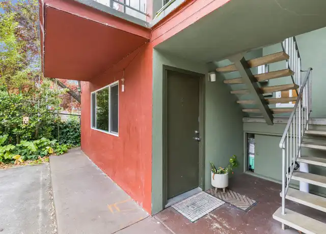 Property at 2218 Parker St Unit B, Berkeley, CA, 94704, 1 bed, 1 bath, [object Object]