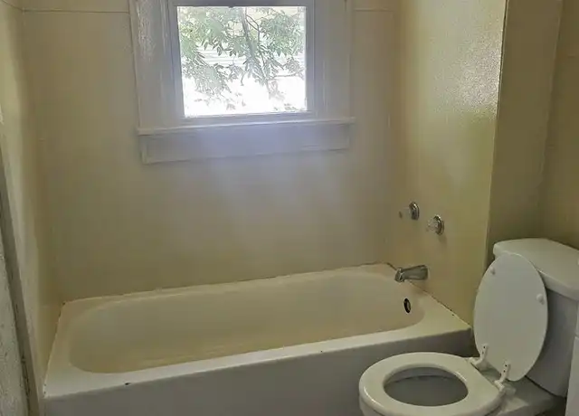 Property at 1117 Lodge Ave, Evansville, IN, 47714, 3 beds, 1 bath, [object Object]