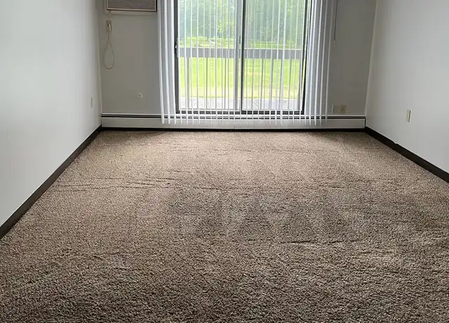 Property at 335 Sterling Ave Unit B202, Sharon, PA, 16146, 2 beds, 1 bath, [object Object]