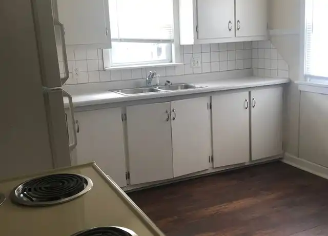 Property at 725 E Main St Unit A, Little Chute, WI, 54140, 2 beds, 1 bath, [object Object]