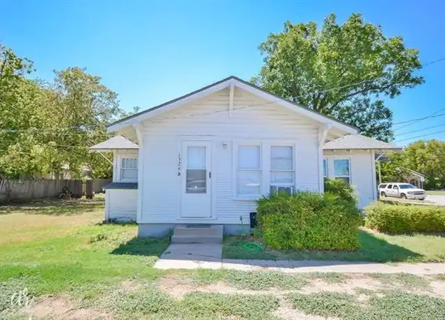 Property at 1329 S 11th St Unit B, Abilene, TX, 79602, 1 bed, 1 bath, [object Object]