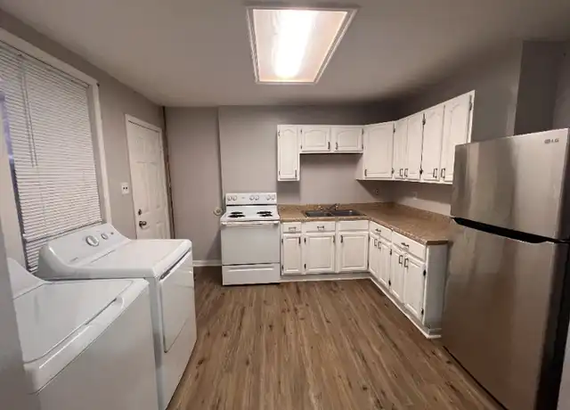 Property at 60 N Sherman St Unit Rear, Wilkes-Barre, PA, 18702, 2 beds, 1 bath, [object Object]