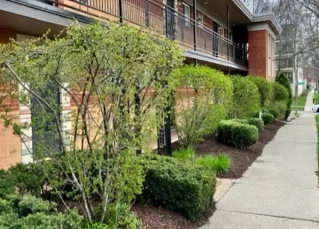 Property at 402 Franklin Ave, River Forest, IL, 60305, 1 bed, 1 bath, [object Object]