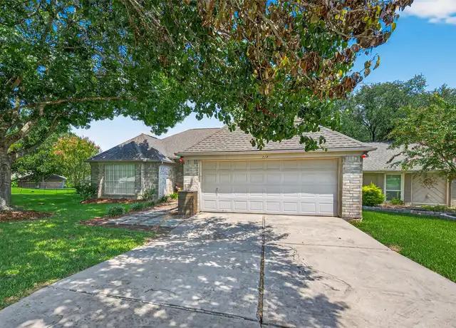 Property at 319 Fantasy Ln, Montgomery, TX, 77356, 3 beds, 2 baths, [object Object]