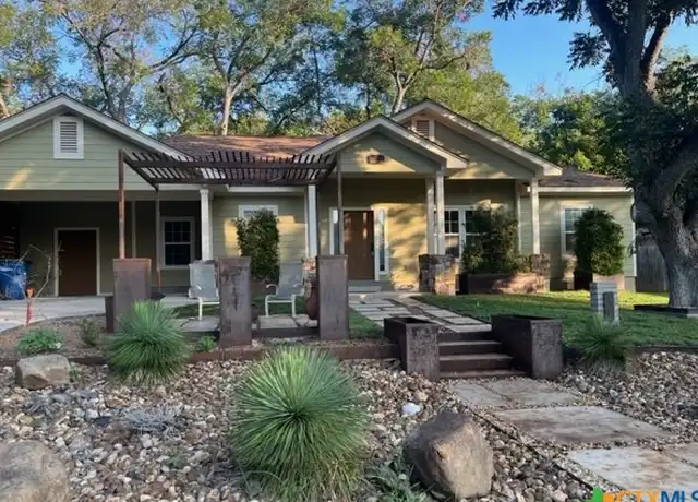 Property at 249 Cross River St, New Braunfels, TX, 78130, 3 beds, 2 baths, [object Object]
