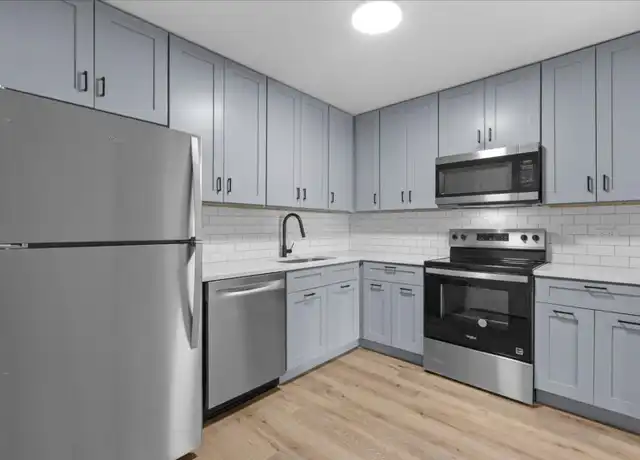 Property at 1000 E Orchard St Unit 205, Mundelein, IL, 60060, 3 beds, 2 baths, [object Object]