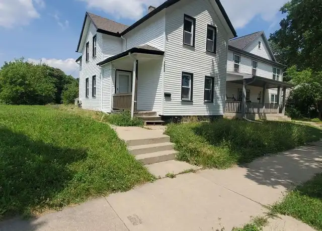 Property at 1623 N 14th St, Milwaukee, WI, 53205, 4 beds, 1.5 baths, [object Object]