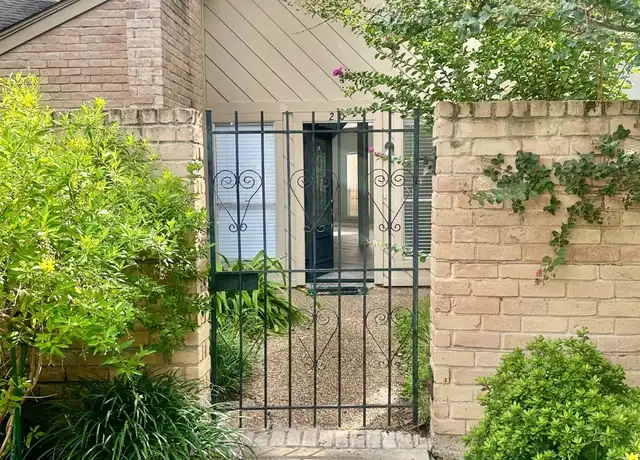 Property at 12625 Memorial Dr #20, Houston, TX, 77024, 2 beds, 2 baths, [object Object]