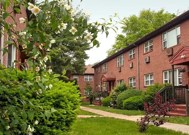 Property at Magnolia Gardens - 60 Woodbridge Ave, Highland Park, NJ, 08904, 1 bed, 1 bath, [object Object]