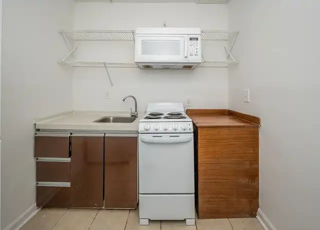 Property at Magnolia Court - 1149 14th Ave S, Birmingham, AL, 35205, 1 bed, 1 bath, [object Object]