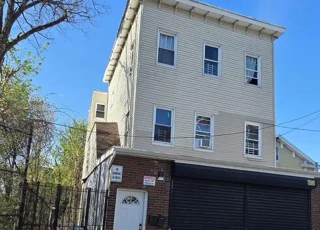 Property at 2 Carlisle Pl Unit 1, Yonkers, NY, 10701, 3 beds, 2 baths, [object Object]
