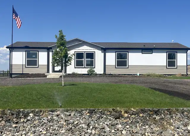 Property at 319 N Cedar St, Keenesburg, CO, 80643, 3 beds, 2 baths, [object Object]