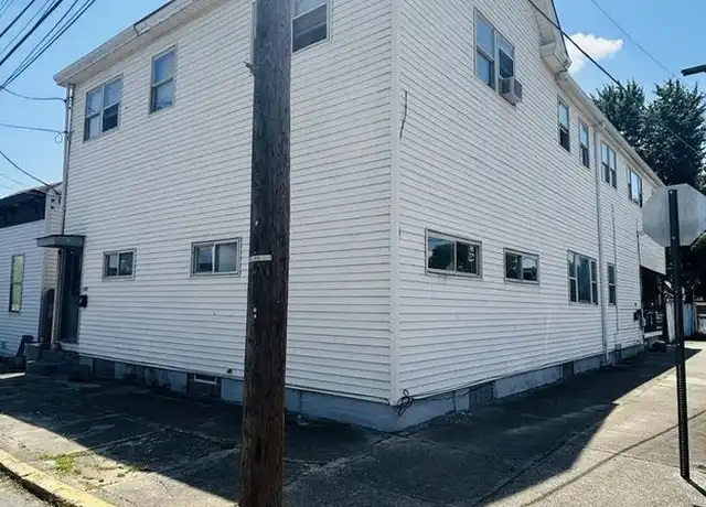 Property at 902 3rd Ave Unit 1, Dayton, KY, 41074, 2 beds, 1 bath, [object Object]