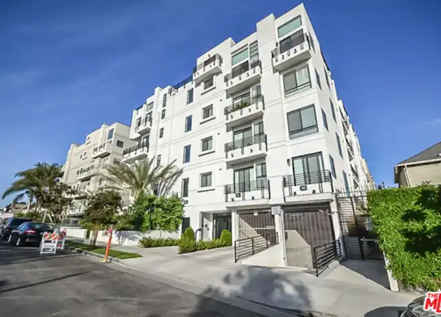 Property at 1046 S Serrano Ave #402, Los Angeles, CA, 90006, 3 beds, 2 baths, [object Object]