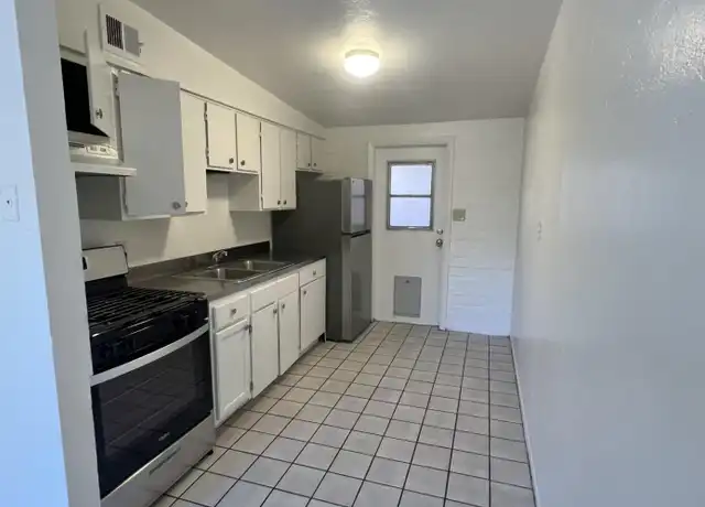 Property at 184 W Prince Rd, Tucson, AZ, 85705, 1 bed, 1 bath, [object Object]