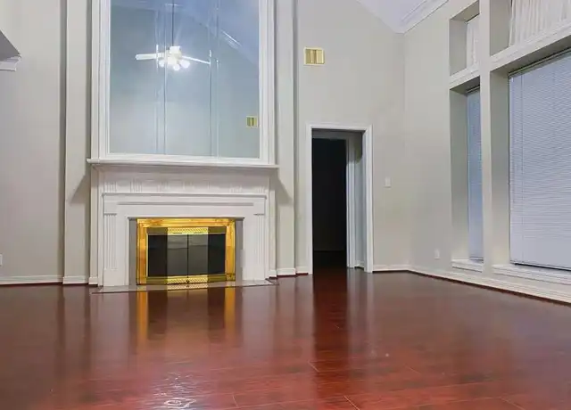 Property at 4807 Whitby Cir, Sugar Land, TX, 77479, 4 beds, 2.5 baths, [object Object]