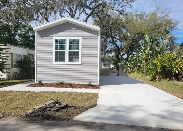 Property at 5541 Annette St, Zephyrhills, FL, 33542, 2 beds, 1 bath, [object Object]