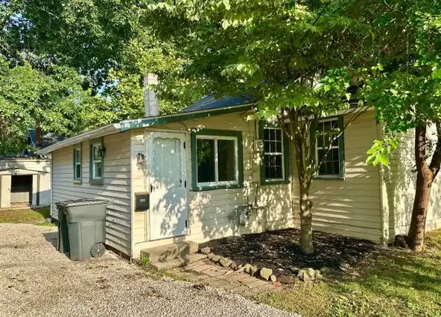 Property at 899 Orchard Rd, Willoughby, OH, 44094, 3 beds, 1 bath, [object Object]