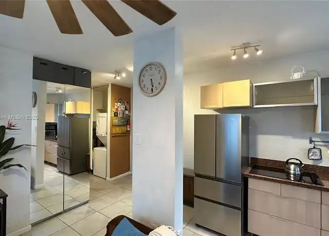Property at 842 Meridian Ave Unit 1E, Miami Beach, FL, 33139, 1 bed, 1 bath, [object Object]