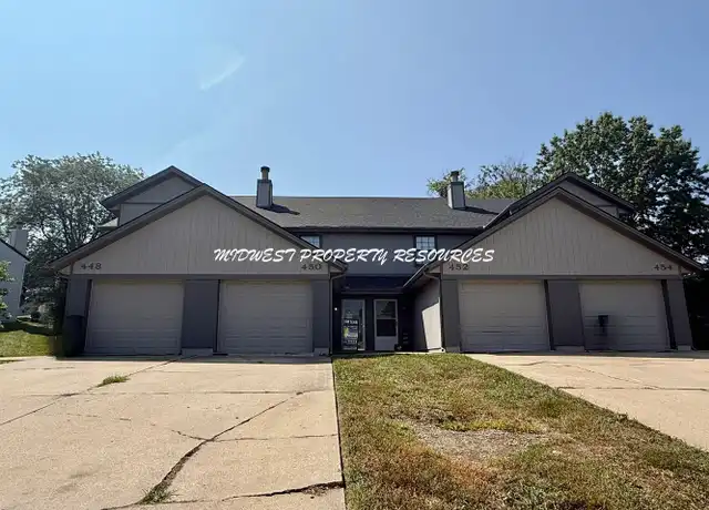 Property at 450 NE Churchill St, Lee's Summit, MO, 64086, 2 beds, 1.5 baths, [object Object]