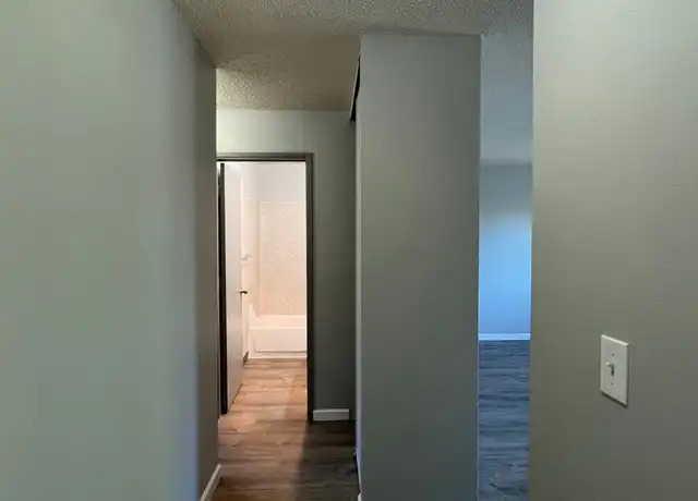 Property at 533-615 SE 160th Ave Unit 537, Portland, OR, 97233, 1 bed, 1 bath, [object Object]