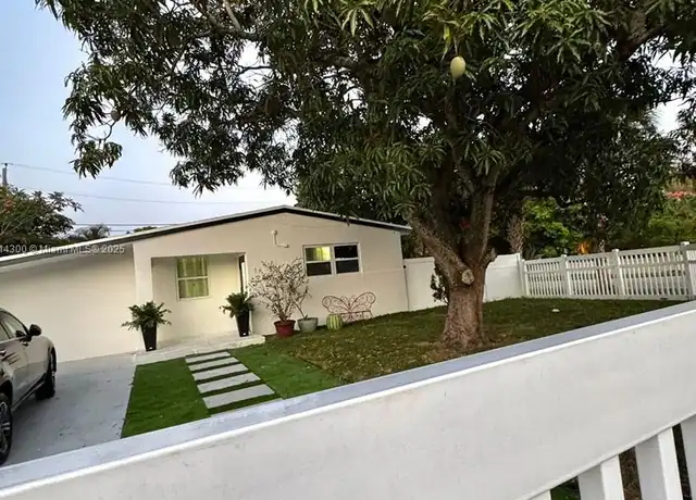 Property at 1800 NW 7th Ave, Fort Lauderdale, FL, 33311, 3 beds, 3 baths, [object Object]