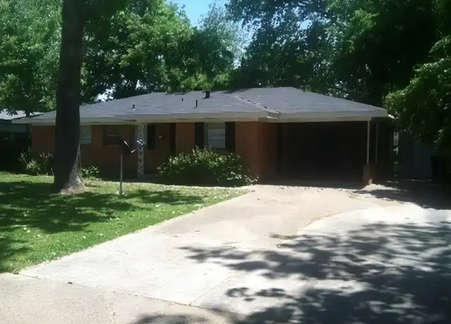 Property at 813 Cardinal St, Shreveport, LA, 71105, 3 beds, 1.5 baths, [object Object]