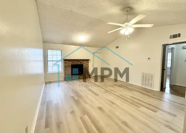 Property at 48 Colonial Dr Unit 2, Monroe, LA, 71203, 2 beds, 1 bath, [object Object]