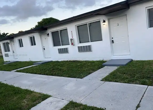 Property at 1951 NW 31st St Unit 2, Miami, FL, 33142, 1 bed, 1 bath, [object Object]